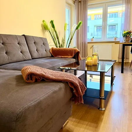 Al-dom Marjonas Zielone Tarasy كولوبرزيغ